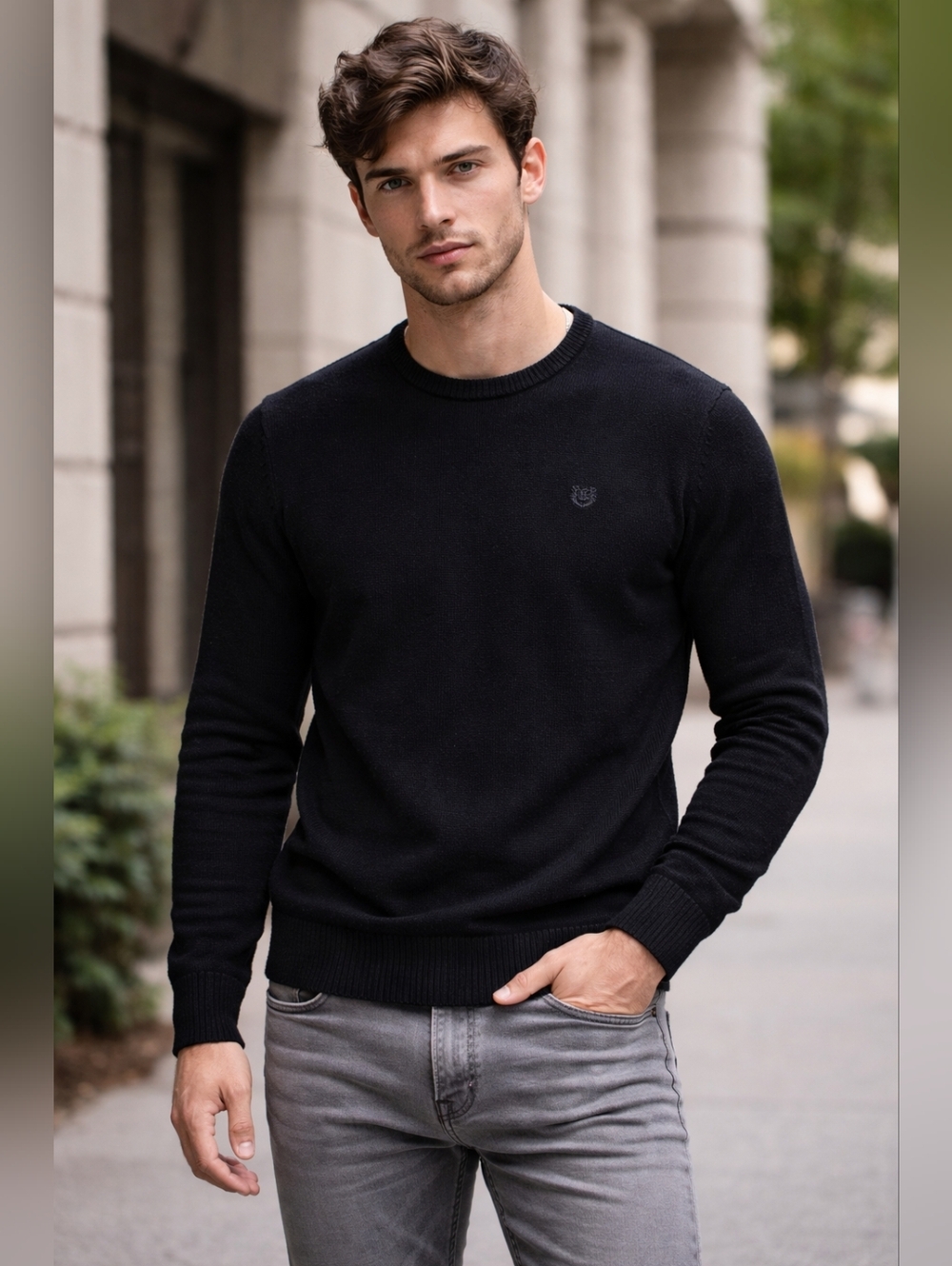 Men’s CHAPS Black Crewneck Sweater Medium Business Casual Classic Office Preppy